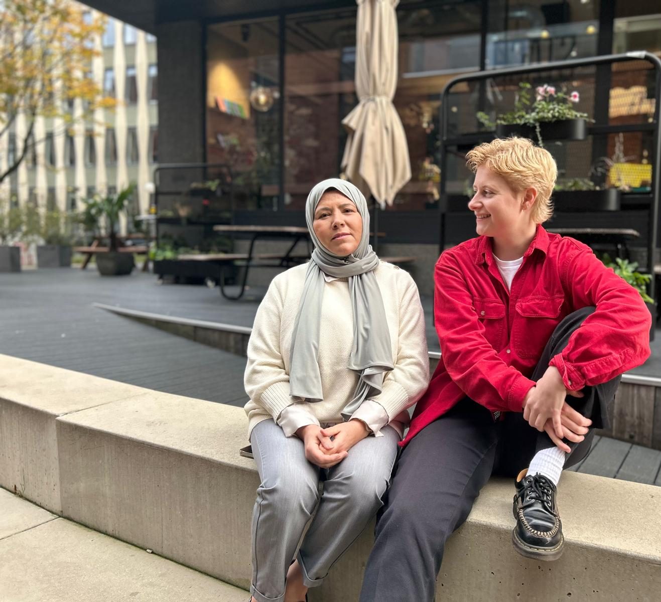 Navigating New Beginnings:                     How Radya Naciri and Tessa Thepen Support Unaccompanied Minors